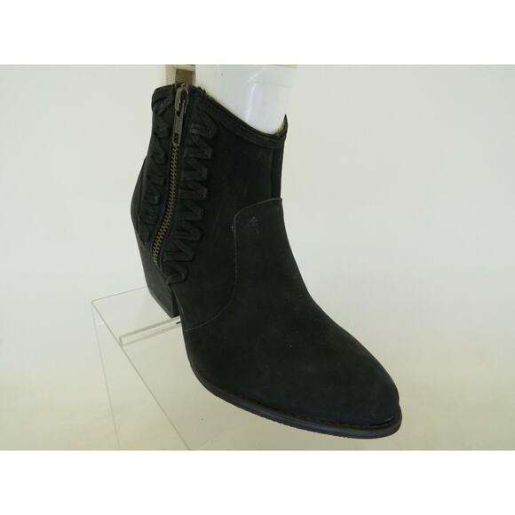 Musse & Cloud Womens Black Leather Ankle Boots Bootie Size 6 M - Picture 1 of 12